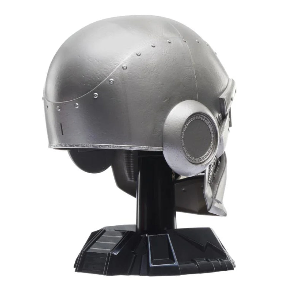 [Preventa] Doctor Doom Helmet with Hood Replica Marvel Legends