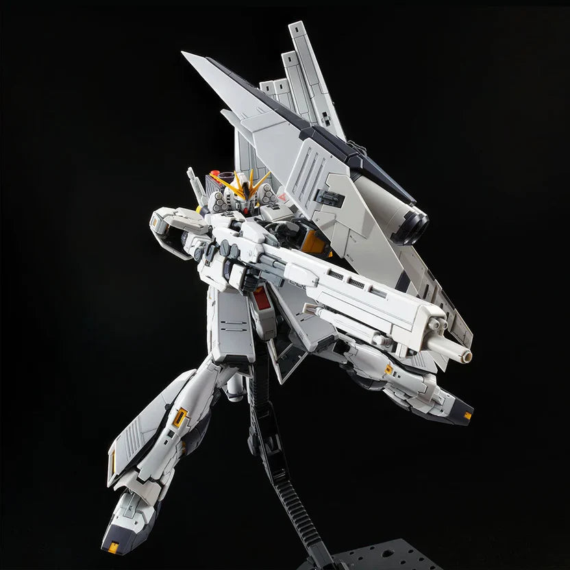 νGUNDAM (HEAVY WEAPON SYSTEM) Model Kit