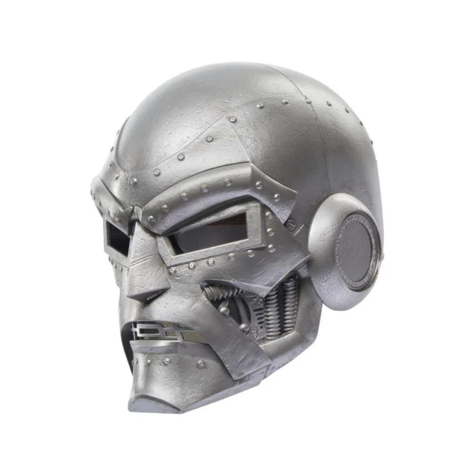 [Preventa] Doctor Doom Helmet with Hood Replica Marvel Legends