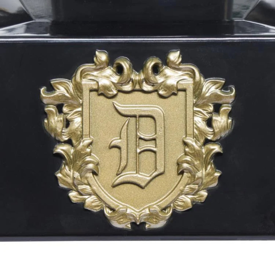 [Preventa] Doctor Doom Helmet with Hood Replica Marvel Legends