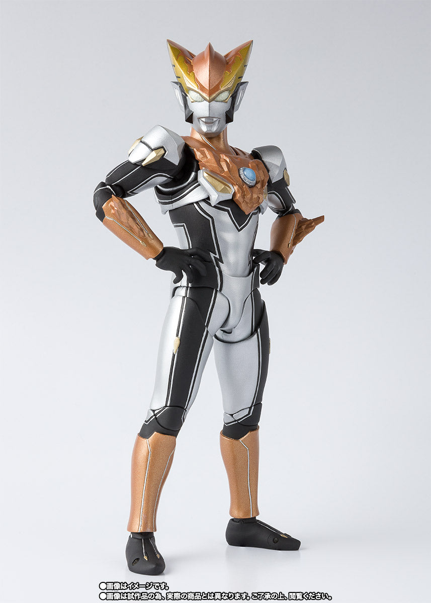 Ultraman Rosso Ground S.H.Figuarts