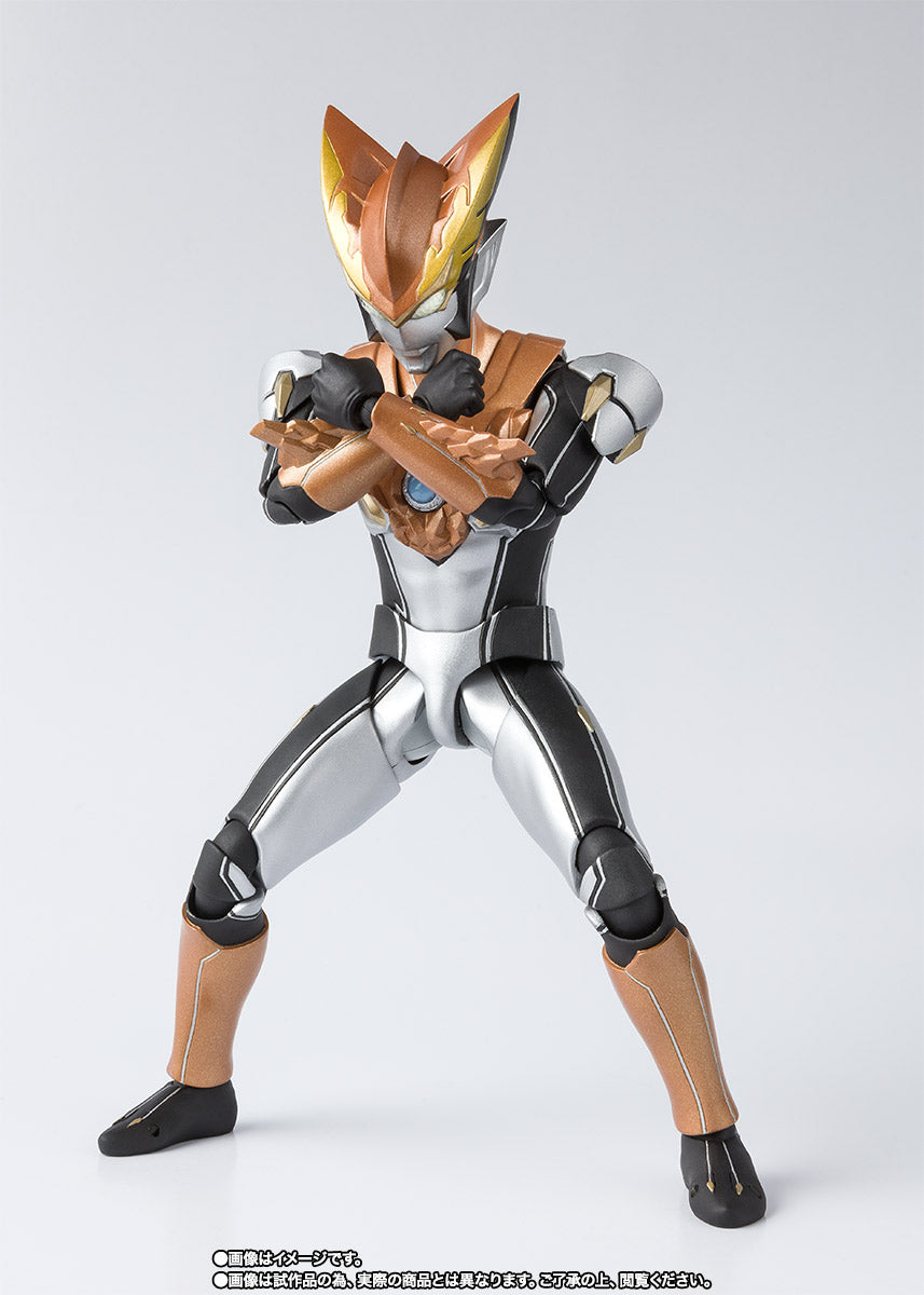 Ultraman Rosso Ground S.H.Figuarts