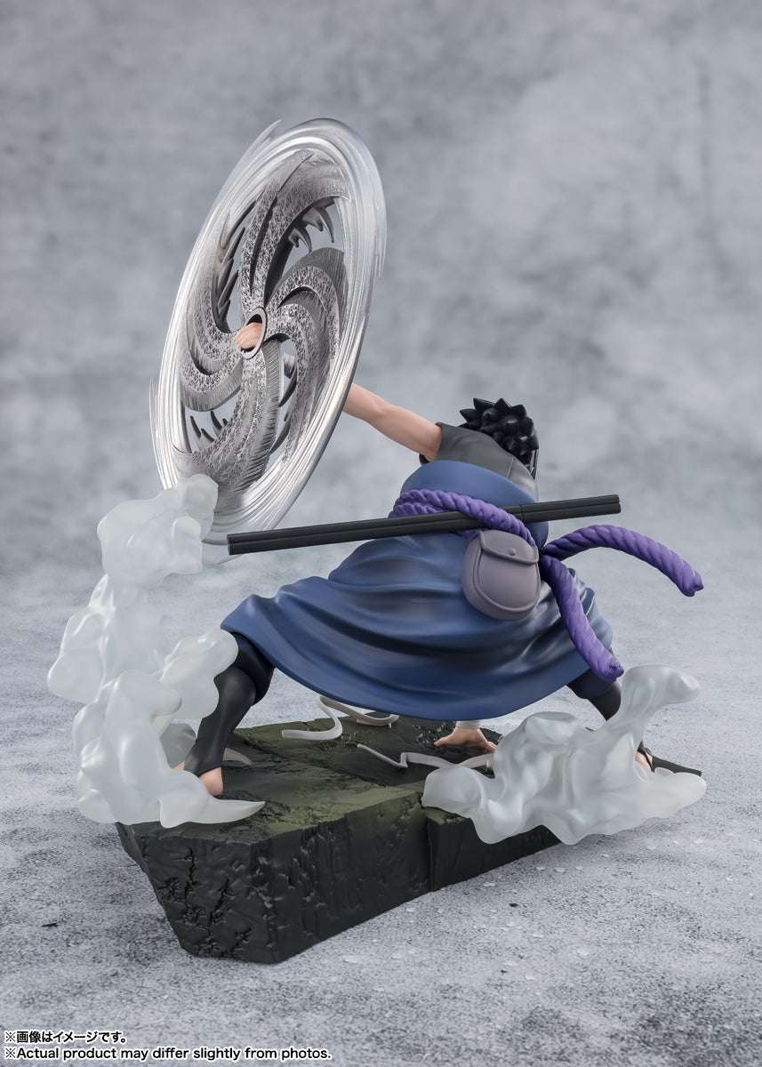 Naruto Shippuuden Uchiha Sasuke The Light &amp; Dark of the Mangekyo Sharingan Figuarts Zero