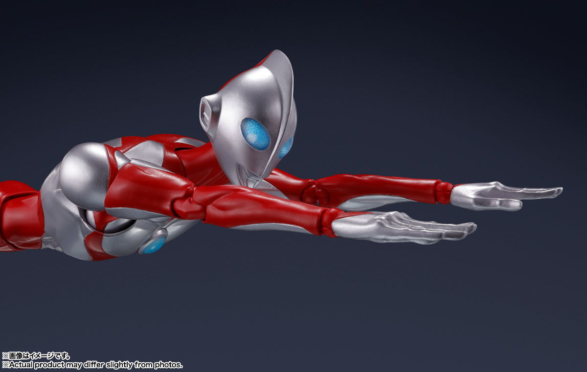 Ultraman &amp; Emi (ULTRAMAN RISING) S.H.Figuarts