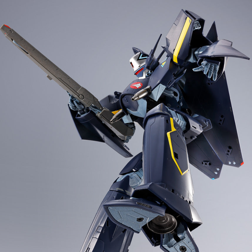 Preventa] Macross 7 VF-17S NIGHTMARE STEALTH VALKYRIE (GAMLIN
