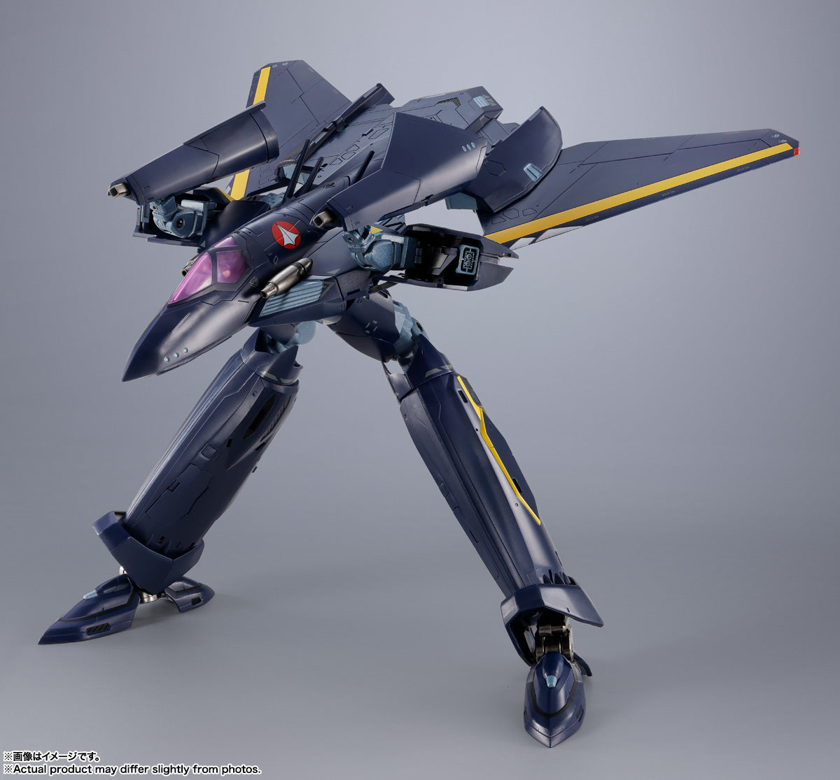 [Preventa] Macross 7 VF-17S NIGHTMARE STEALTH VALKYRIE (GAMLIN KIZAKI use) DX CHOGOKIN