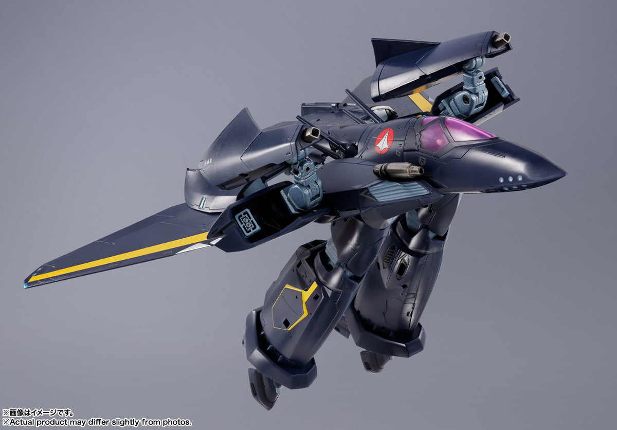 [Preventa] Macross 7 VF-17S NIGHTMARE STEALTH VALKYRIE (GAMLIN KIZAKI use) DX CHOGOKIN
