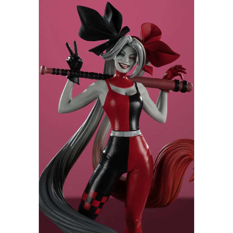 [Preventa] DC Direct Harley Quinn by Alex Garner Harley Quinn: Red, White, and Black 1:10 Scale Resin Statue
