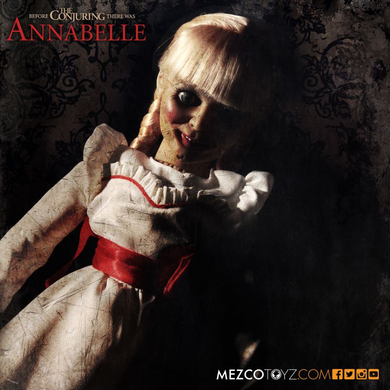 [Preventa] El Conjuro Annabelle Prop Replica Doll Mezco Toys