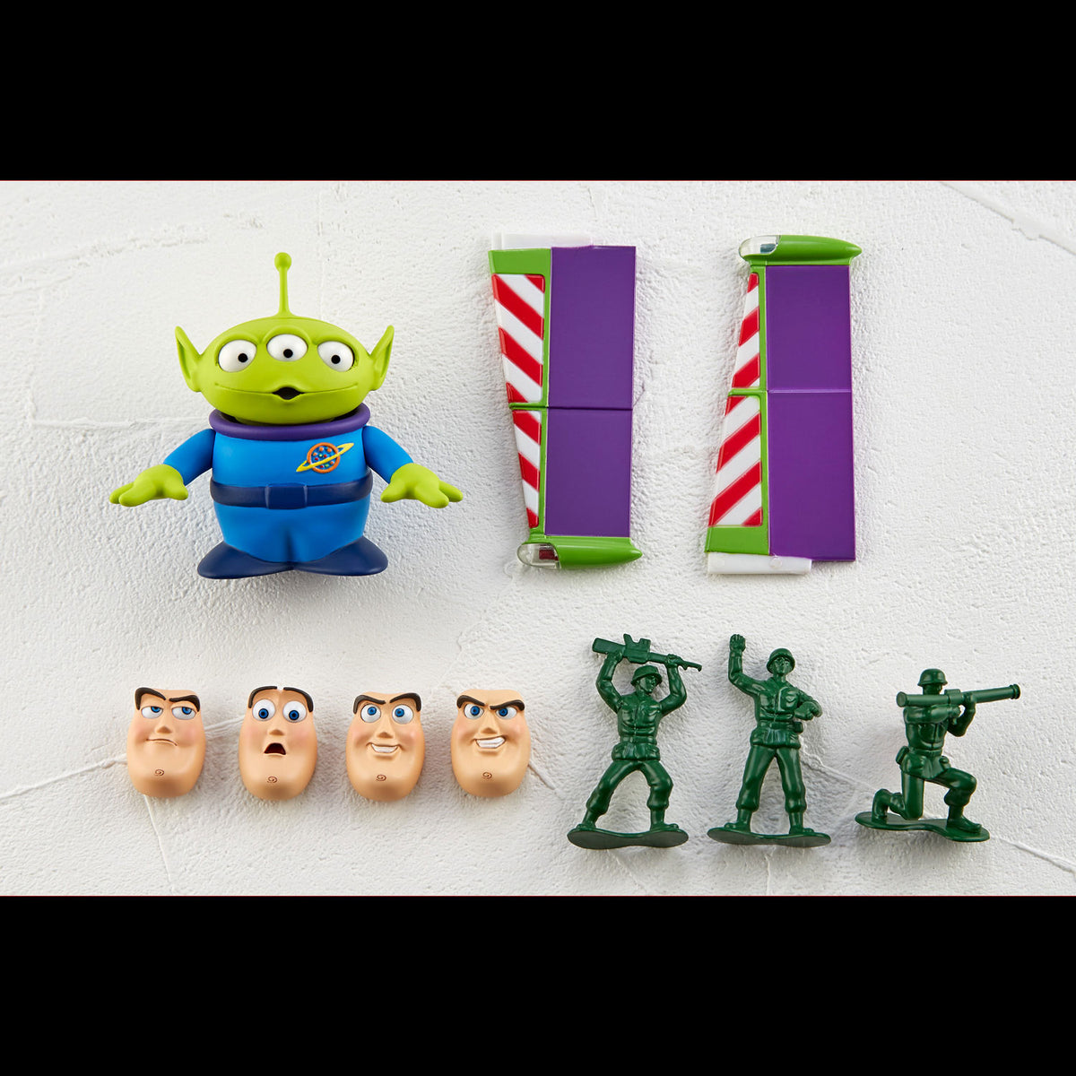 Toy Story Buzz Lightyear  Alien Green Army Men  Legacy of Revoltech